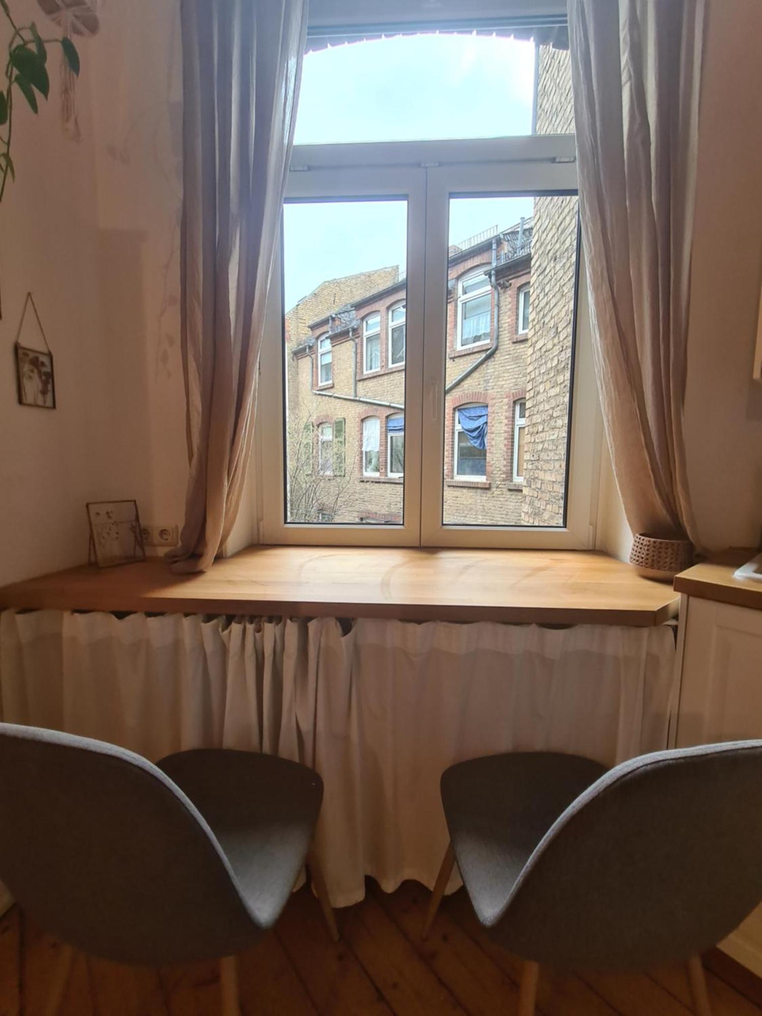 Appartement Away From Stylish Netflix Kitchen