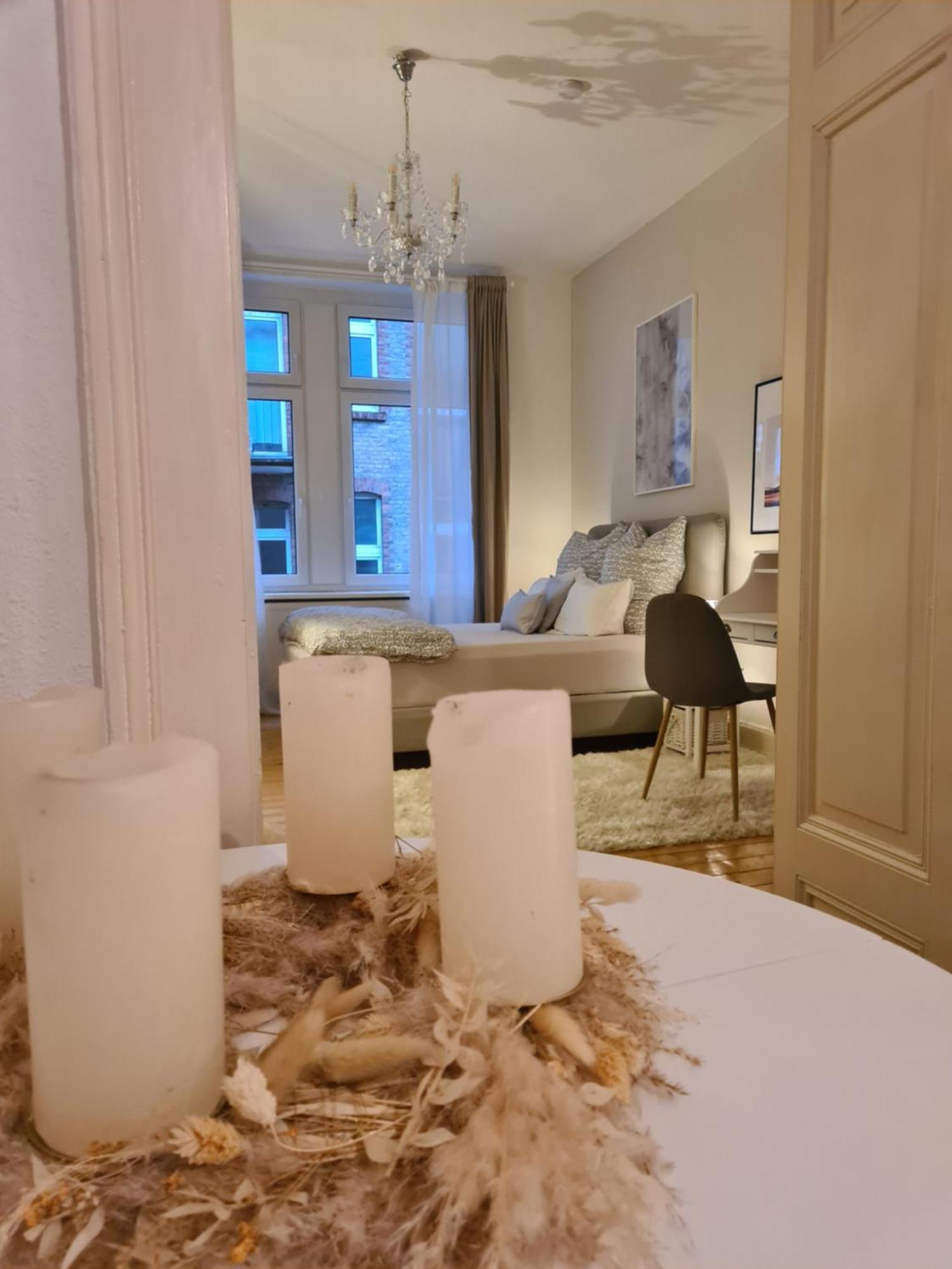 Away From Stylish Netflix Kitchen Appartement Wiesbaden