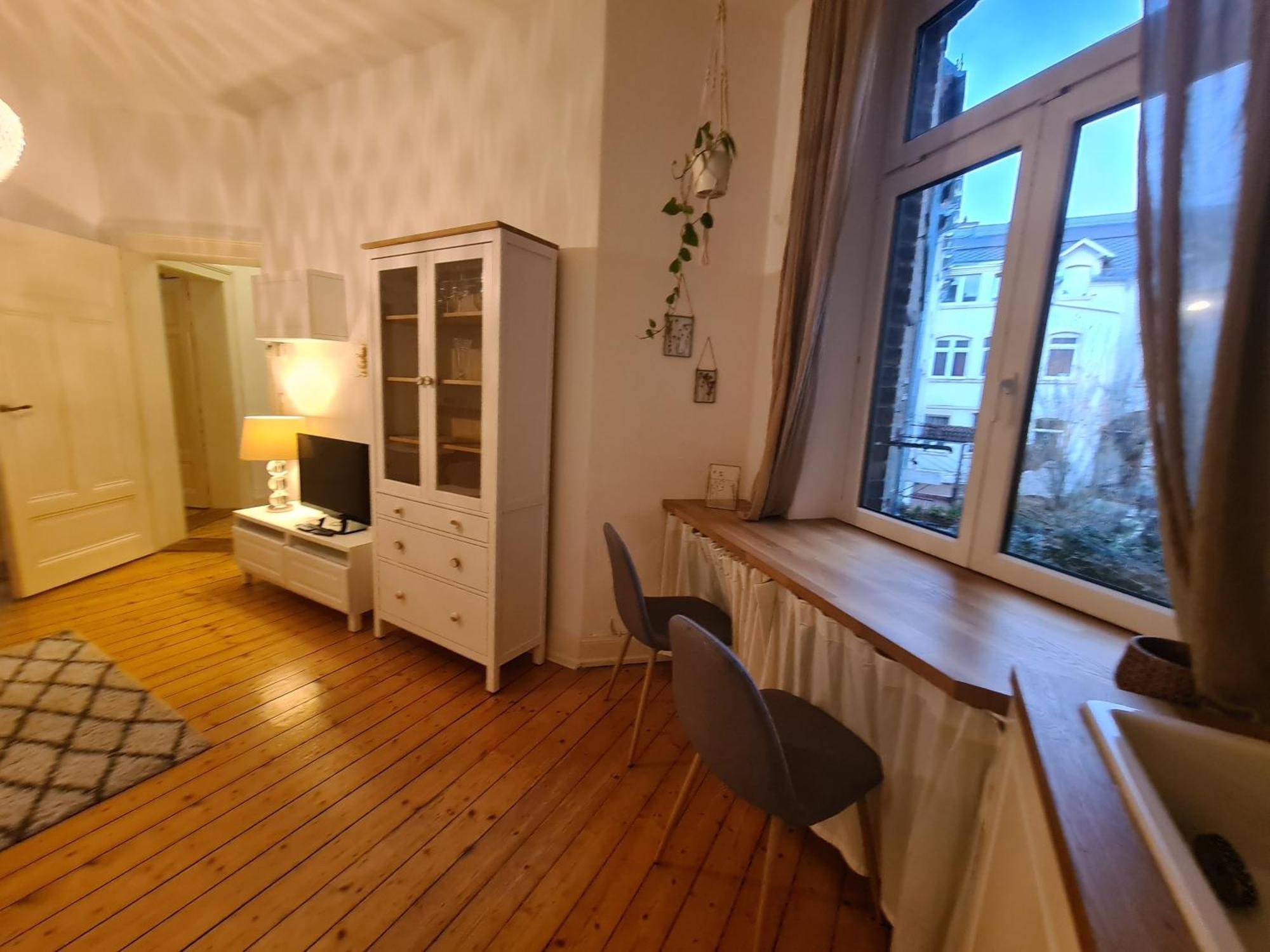 Away From Stylish Netflix Kitchen Appartement Wiesbaden
